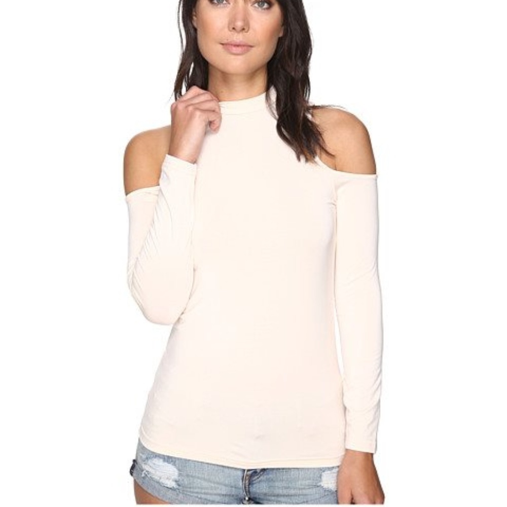 BB Dakota Edell Cold Shoulder Blush Top